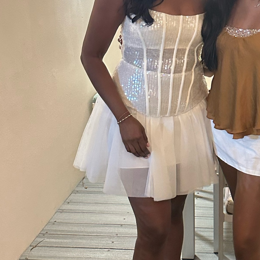 BCBGMaxAzria White and Gold Mini Dress